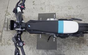 BMW CE-02 2004