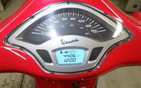 VESPA PRIMAVERA 125