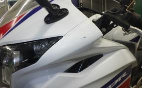 HONDA CBR125R 2002 JC50
