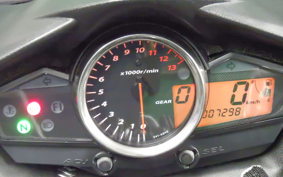 SUZUKI GSR250F 2011