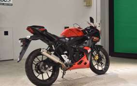 SUZUKI GSX-R125 DL33B
