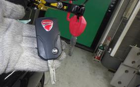 DUCATI DIAVEL AMG 2013