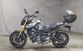 YAMAHA MT-09 RN34J