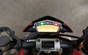 DUCATI  DUCATI  HYPERMOTARD 1100EVO 2010 B103AA