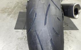 YAMAHA YZF-R6 2019