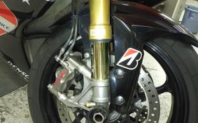 SUZUKI GSX-R1000 2013