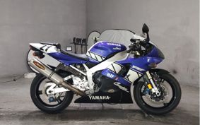YAMAHA YZF-R1 2001 RN05