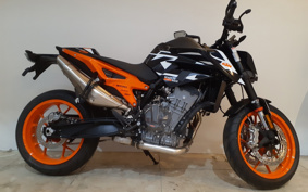 KTM 890 DUKE GP TU940