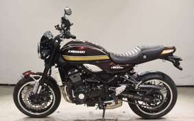 KAWASAKI Z900RS 2025 ZR900K