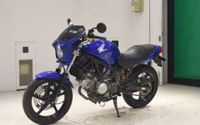 HONDA VTR 250 MC33