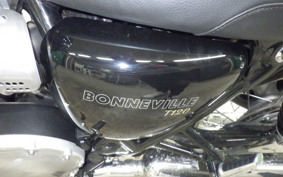 TRIUMPH BONNEVILLE T120 2025