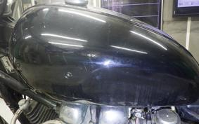 TRIUMPH BONNEVILLE AMERICA 2002