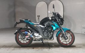YAMAHA FZ25 RG42