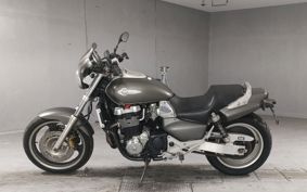 HONDA X4 1997 SC38