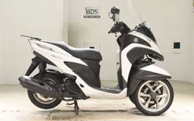 YAMAHA TRICITY 125 SE82J