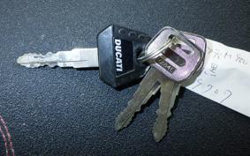 DUCATI MONSTER 900 SI 2001