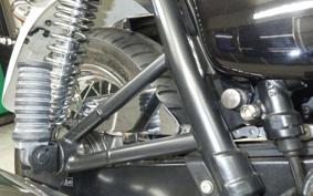 TRIUMPH BONNEVILLE T100 2005
