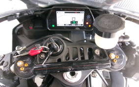 YAMAHA YZF-R1 2015 RN39