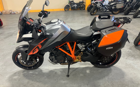 KTM 1290 SUPER DUKE GT 2017 V6940
