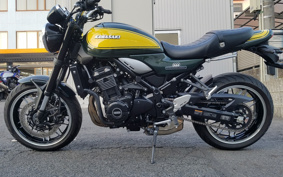 KAWASAKI Z900RS YELLOW  BALL ED 2024 ZR900K