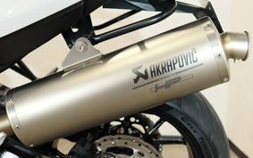 BMW F800R 2015 0B04