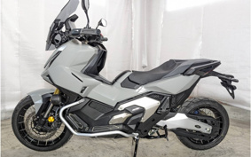 HONDA X-ADV 750 2025 RH21
