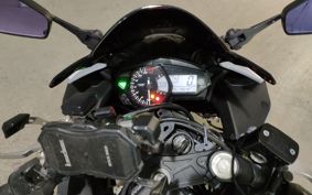 YAMAHA YZF-R25 RG10J