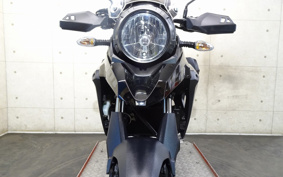 SUZUKI STROM 250 DS11A