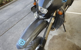 HUSQVARNA SM570R 2002