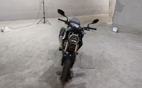 HONDA CB250R MC52