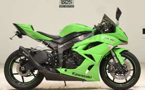 KAWASAKI NINJA ZX-6R 2010