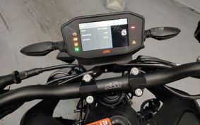 KTM 890 DUKE TU940