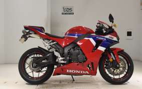 HONDA CBR600RR 2024 PC40