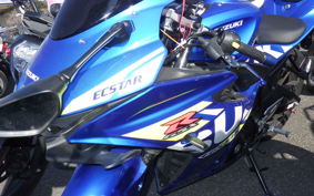 SUZUKI GSX-R150A 2013