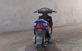SUZUKI GSR125 UTD44