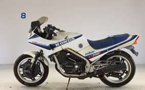HONDA VT250FE MC08