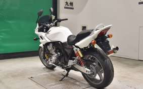 HONDA CB400 SUPER BOLDOR VTEC A 2009 NC42