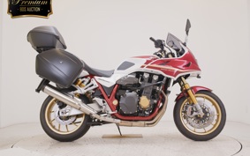 HONDA CB1300SB SUPER BOLDOR SP 2023 SC54