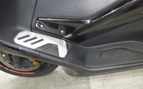 YAMAHA T-MAX 530 SX 2017 SJ15J