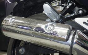 SUZUKI GSR250