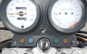 HONDA VTR 250 MC33