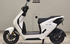 HONDA EM1E: 2015 EF16