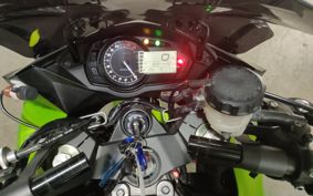 KAWASAKI NINJA 1000 2011 ZXT00G