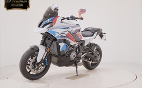 BMW M1000XR 2025