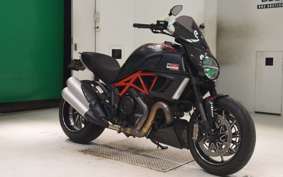 DUCATI DIAVEL Carbon 2013