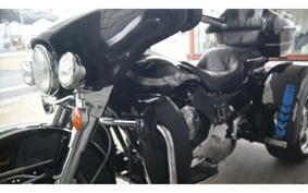 HARLEY  HARLEY FLHTC 100TH TRIKE  2003 DJV