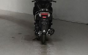 YAMAHA TRICITY 125 SE82J