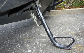 SUZUKI SKYWAVE 200 (Burgman 200)