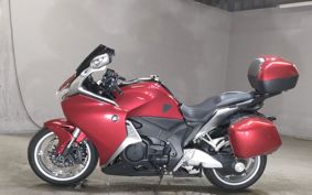 HONDA VFR1200F DCT 2011 SC63