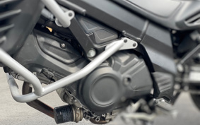 SUZUKI DL650 ( V-Strom 650 ) 2017 VP56A